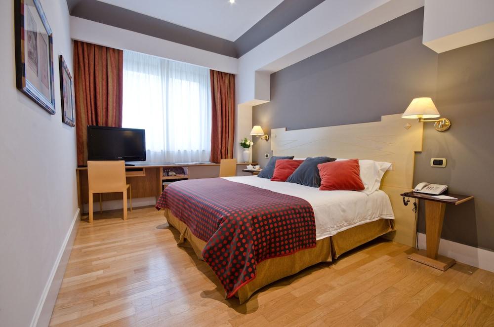 Hotel Plaza Opera Palermo Ngoại thất bức ảnh