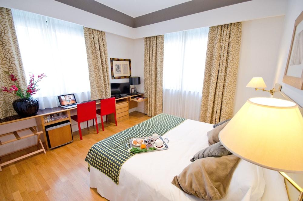 Hotel Plaza Opera Palermo Ngoại thất bức ảnh