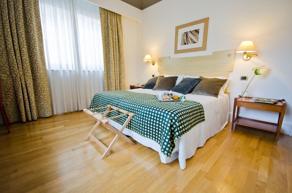 Hotel Plaza Opera Palermo Ngoại thất bức ảnh